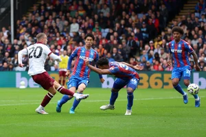 CLB Crystal Palace ‘nổi loạn’ và cuộc thư hùng với Chelsea