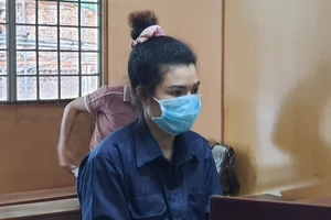 Trộm hơn 1,7 tỉ đồng của bạn trai mới quen, nữ bị cáo nói do... say xỉn