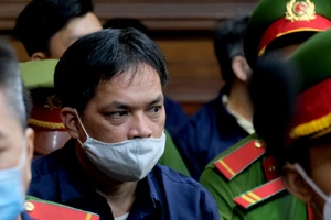 Bị cáo cầm đầu vụ sới bạc 'khủng' quận 6 khai việc chi tiền bảo kê