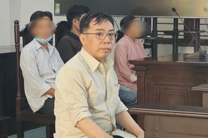 Bác sĩ phẫu thuật thẩm mỹ 'chui' làm chết người lãnh 3,5 năm tù