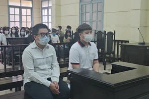 Sáng nay, Trang Nemo và 3 đồng phạm hầu tòa