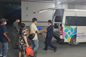 Bé trai 6 tháng tuổi bị bạo hành dập não đã qua đời