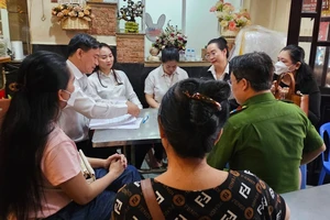 Vụ tranh chấp di sản của cố NSƯT Vũ Linh: Tòa thẩm định tại chỗ theo yêu cầu phản tố của Hồng Loan