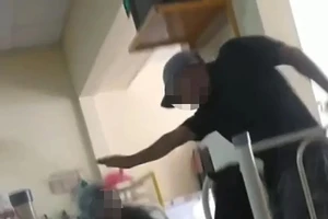 Truy tố người bạo hành cụ già 86 tuổi tại Quỹ từ thiện và Bảo trợ xã hội Trăng Khuyết