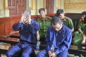 Môi giới cho gái 'đi tour' với khách từ 30-50 triệu đồng/ngày