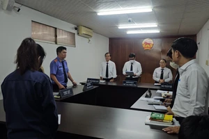 Tòa phạt 9 năm tù người bắt cóc 2 bé gái ở phố đi bộ Nguyễn Huệ để quay clip khiêu dâm