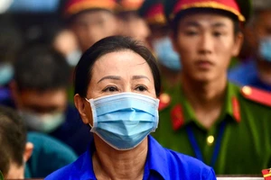 Đại diện VKSND TP.HCM: Bị cáo Trương Mỹ Lan sử dụng toàn bộ tiền phạm tội mà có