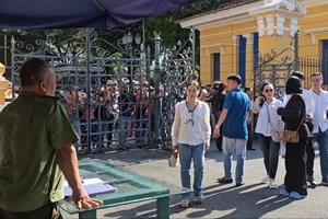 Hoãn phiên xử vụ tranh chấp di sản thừa kế của cố NSƯT Vũ Linh