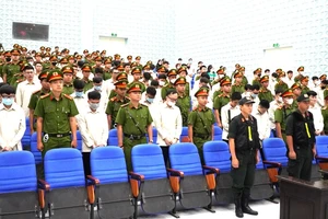 Hơn 100 người kháng cáo vụ đòi nợ thuê núp bóng Công ty Luật TNHH Pháp Việt