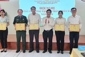 TAND quận 5 thông tin về mức phụ cấp 900.000 đồng/người/ngày với hội thẩm nhân dân