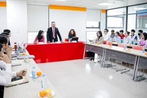 Trách nhiệm xã hội của doanh nghiệp là gì?