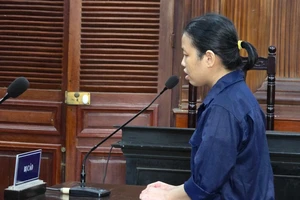 Nữ nhân viên thu phí tham ô 8,2 tỉ đồng của bệnh viện bị phạt 20 năm tù