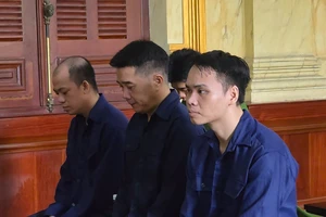 Tòa trả hồ sơ vụ bà chủ tiệm spa lừa 3 cựu cán bộ hơn 2,1 tỉ đồng tiền chạy án