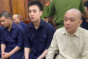 'Nhóm mới nổi' lãnh án vì cho vay với lãi suất 'cắt cổ'