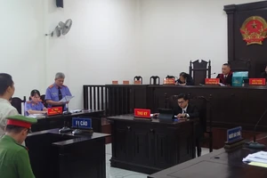 Nhận tiền để bỏ qua lỗi, nhóm đăng kiểm viên Trung tâm Đăng kiểm 50-12D lãnh án