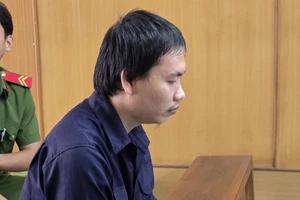 Tòa tuyên án thanh niên hiếp dâm, cướp tài sản của bé gái bán vé số