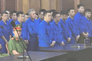 Trộm súng ở bảo tàng để rao bán trên mạng xã hội