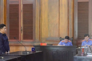 Xét xử người đàn ông hiếp dâm con riêng của vợ hờ sau khi sử dụng ma túy