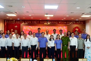 TP.HCM: 16 cơ quan ký quy chế phối hợp thực hiện Nghị quyết 205 bảo vệ người yếu thế