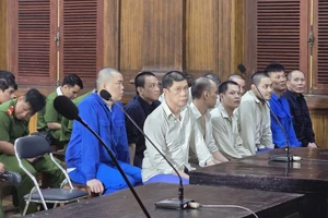 Mâu thuẫn chia tiền đền bù đất, 1 người chết và 2 án tử hình