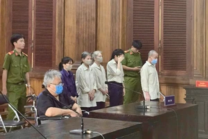 Viện kiểm sát đề nghị tuyên phạt bị cáo Hứa Xường 16-18 năm tù