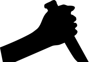 Cha 75 tuổi đâm con trai tử vong vì tiền nong