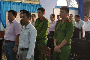 Công an Sóc Trăng cách chức 1 phó phòng CSKT và 1 đội trưởng 