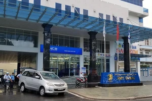 VinaPhone bị phạt, kiện vì bán nhầm sim 'ma' 