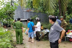 Huyện Cái Nước thông tin vụ tưới xăng vào đoàn cưỡng chế 