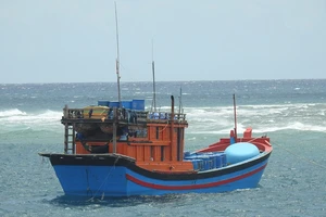 Cà Mau: 5 ngư dân khống chế thuyền trưởng buộc tàu quay vào bờ