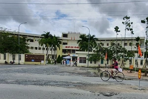 Bệnh viện Đa khoa Cà Mau vẫn thu viện phí cao hơn quy định