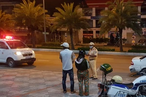 Cà Mau hạn chế người dân ra đường từ 18 giờ đến 5 giờ sáng hôm sau