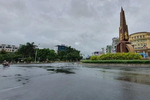 Cà Mau tạm dừng khai giảng năm học, chuẩn bị điều kiện dạy trực tuyến