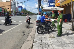 Cà Mau: Khởi tố bác sỹ trưởng trạm y tế xã vì thiếu trách nhiệm chống dịch