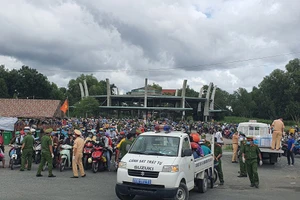 Bí thư tỉnh Cà Mau biểu dương cách làm hay trong phòng chống dịch