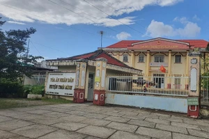 Tòa Thới Bình tiếp nhận lại đơn yêu cầu mở thủ tục phá sản của 1 người dân 