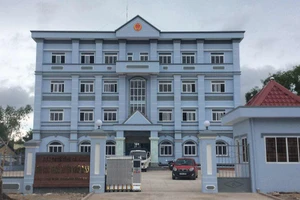 Vụ Giám đốc chết trong phòng ở Cà Mau: Có thư tuyệt mệnh 