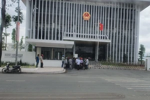 Cà Mau: Thêm một cán bộ chết trong khuôn viên trụ sở làm việc