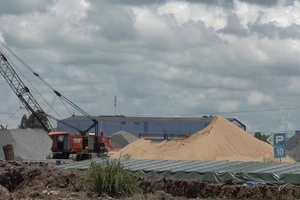 Cán bộ huyện nói về việc xử lý công trình xây trái phép ở Cà Mau