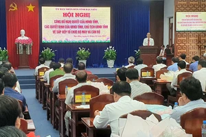 Bạc Liêu công bố quyết định thành lập, sắp xếp lại các sở, ngành