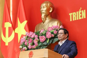 TP.HCM: Cháy lớn tại kho hàng đường Trần Đại Nghĩa, nhiều người tháo chạy