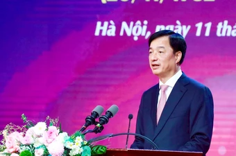 Bí thư Thành uỷ Hà Nội: Ngành giáo dục Thủ đô phải bảo đảm đủ trường, đủ lớp, đủ giáo viên
