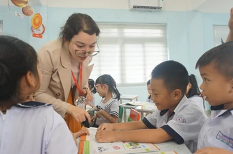 Các giải pháp để đưa tiếng Anh thành ngôn ngữ thứ 2