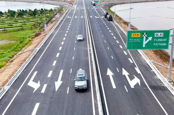 Cao tốc thông suốt, kinh tế ĐBSCL bước vào kỷ nguyên mới