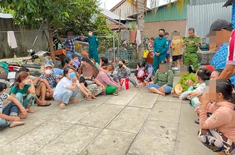 An Giang: Công an TP Long Xuyên phát hiện 26 người tụ tập đánh bài ăn tiền