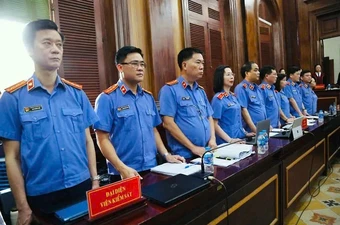Bộ Chính trị: Nghiên cứu cơ chế thu hồi, xử lý tài sản không qua kết tội