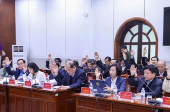 100% đồng ý giới thiệu 217 người ở Trung ương ứng cử đại biểu Quốc hội