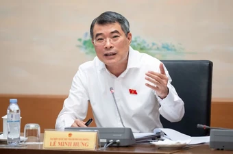 Thủ tướng yêu cầu không phân quyền trực tiếp cho các bộ trưởng tại luật, nghị quyết