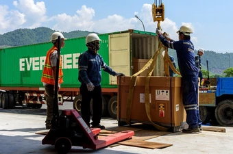 Đà Nẵng đón những lô hàng ươm tạo công nghệ cao đầu tiên