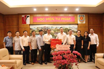 Phó Chủ tịch UBND tỉnh Tây Ninh thăm, chúc Tết Học viện Tư pháp cơ sở TP.HCM